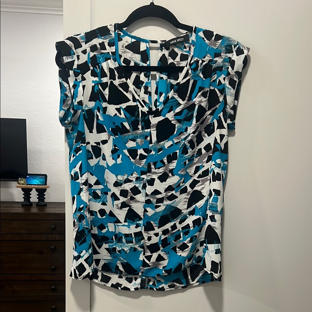 Nine West (s) Teal, Black & White Abstract Cap Sleeve Blouse